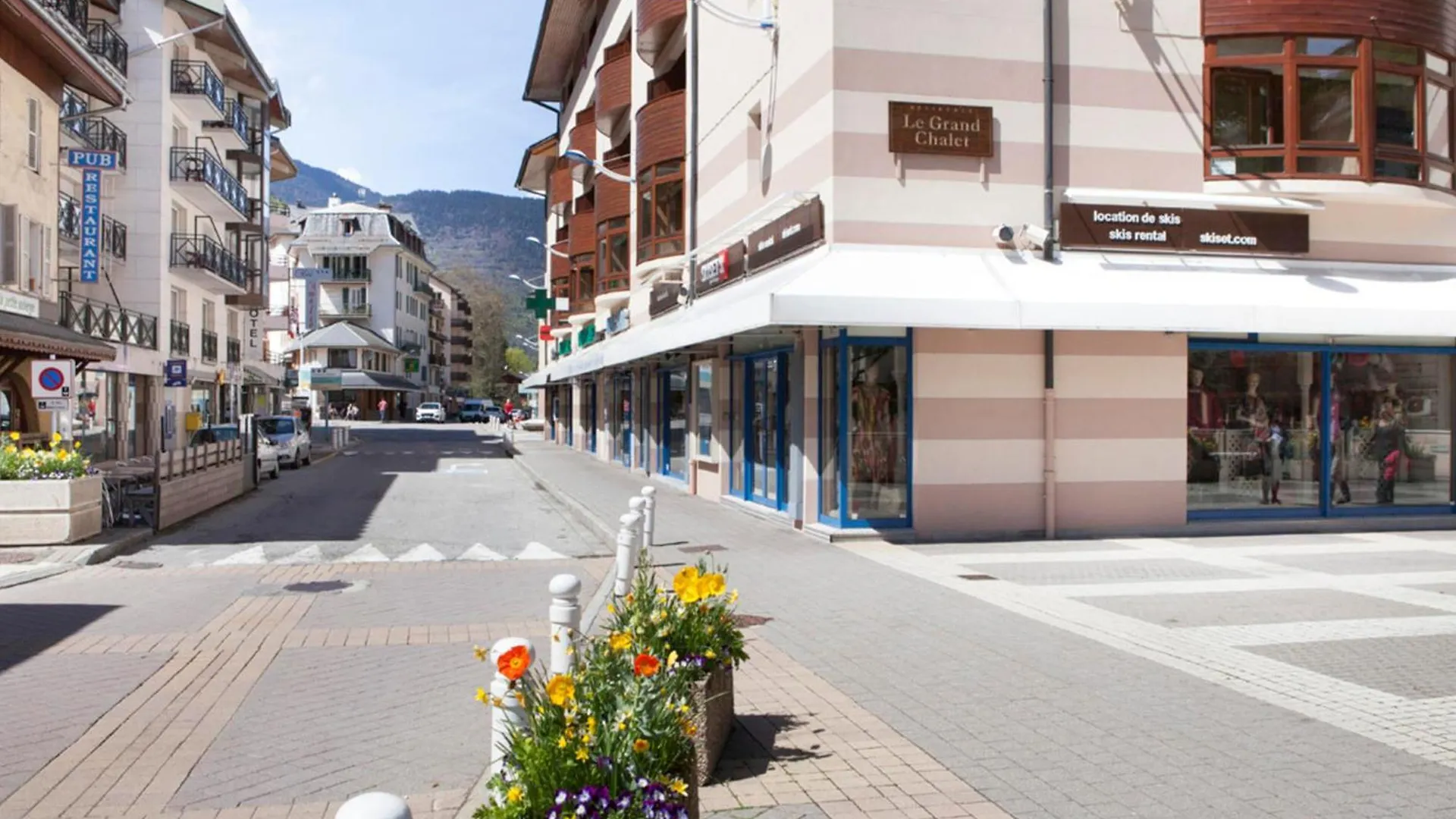 Appartement 2* Confort 5 Pers, Balcon, Centre De Brides-Les-Bains, Proche Thermes & Telecabine - Fr-1-512-137